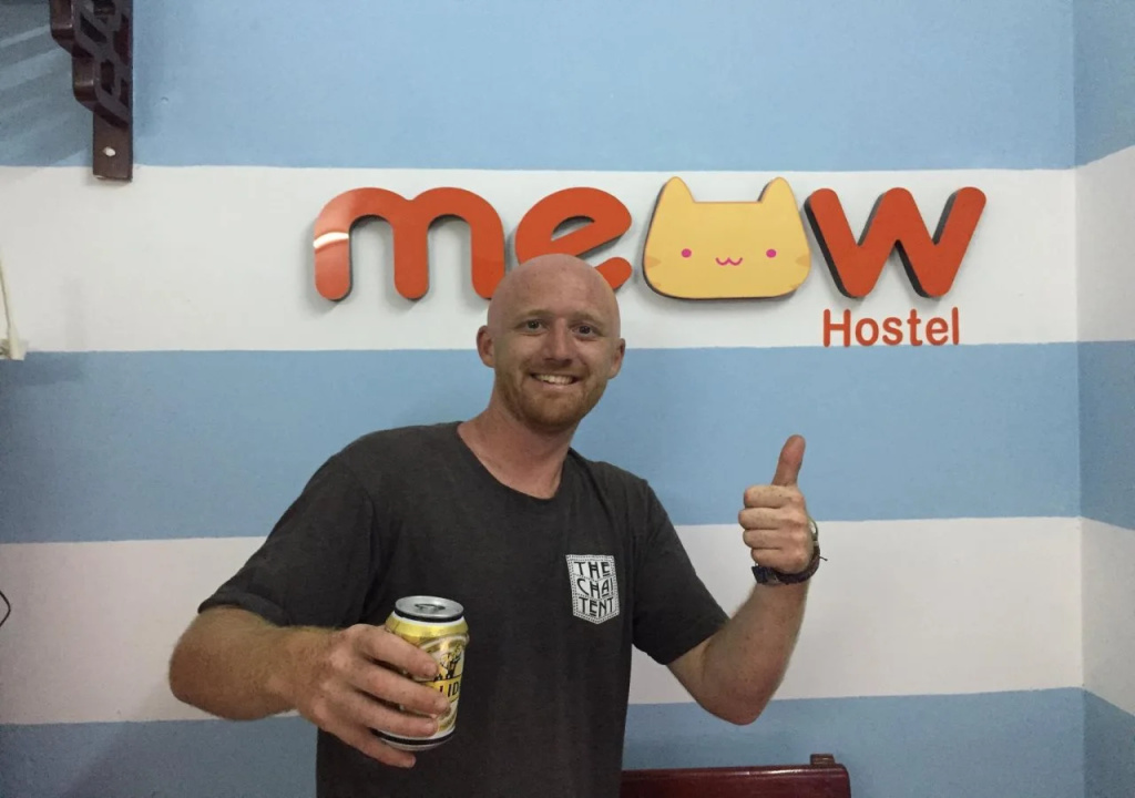 Meow Hostel