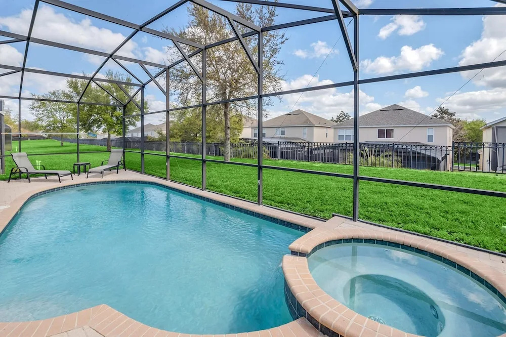 Stunning Home With Great Pool Area, 5 Miles From Disney! CDC Standards #5wh524