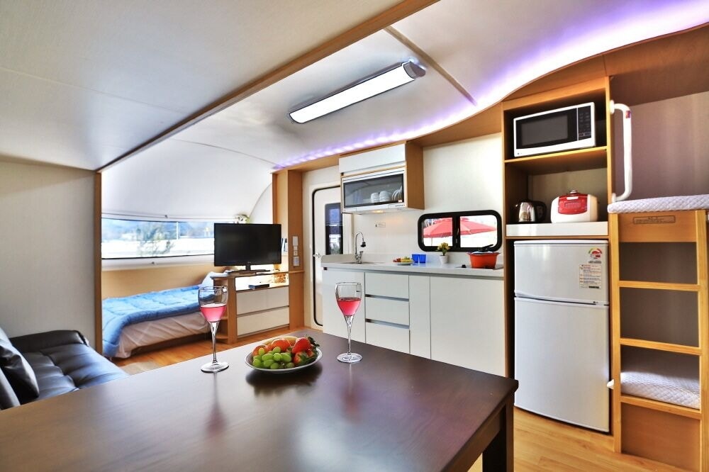 Caravan Camping Farm