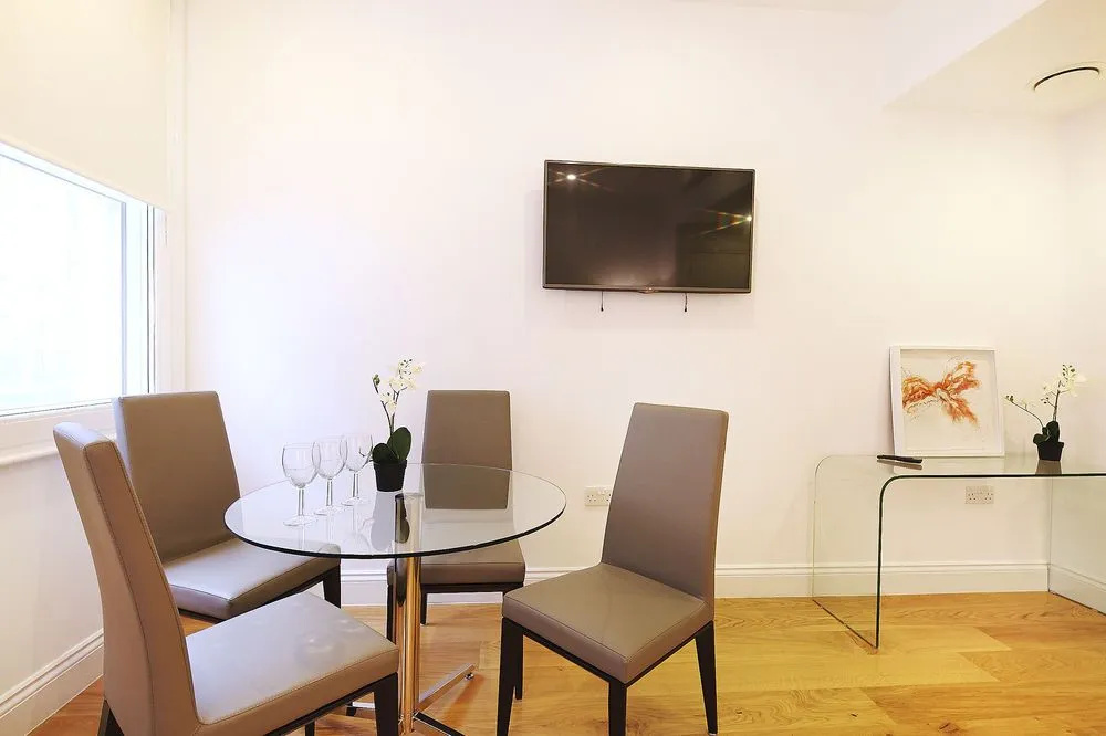 Room in Oxford Street
