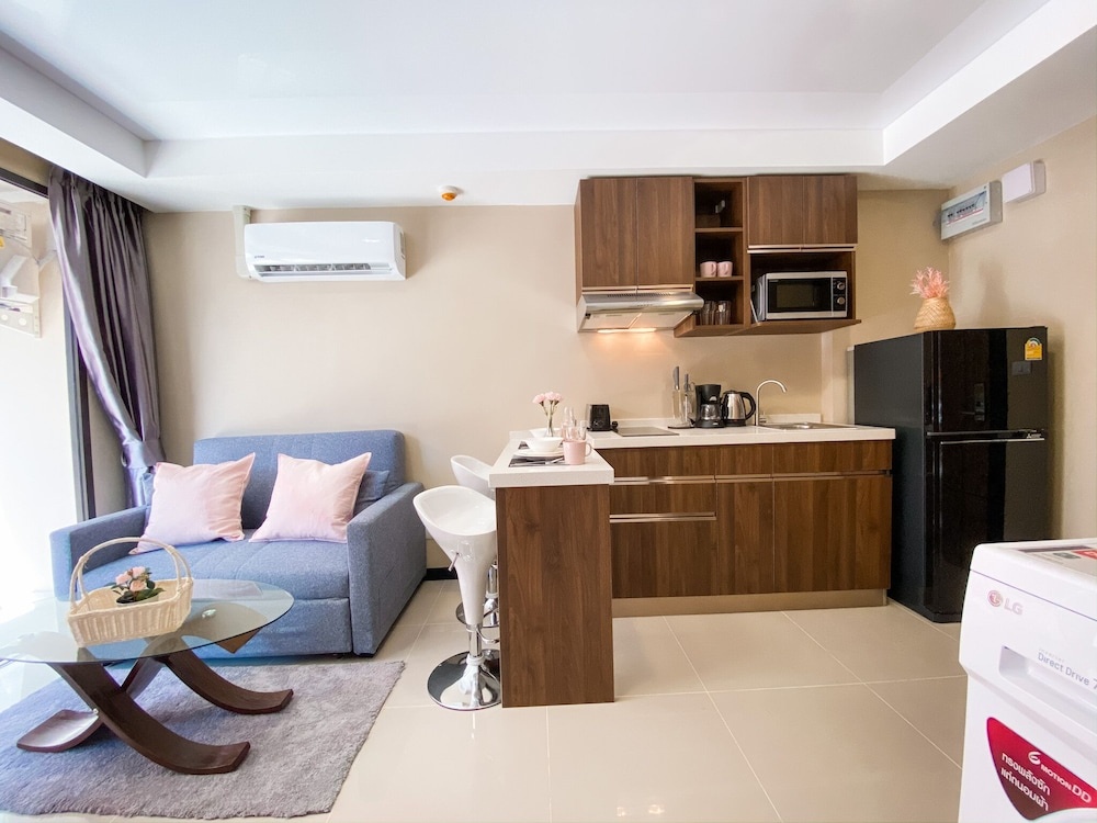 Naiharn Sea Condominium P210