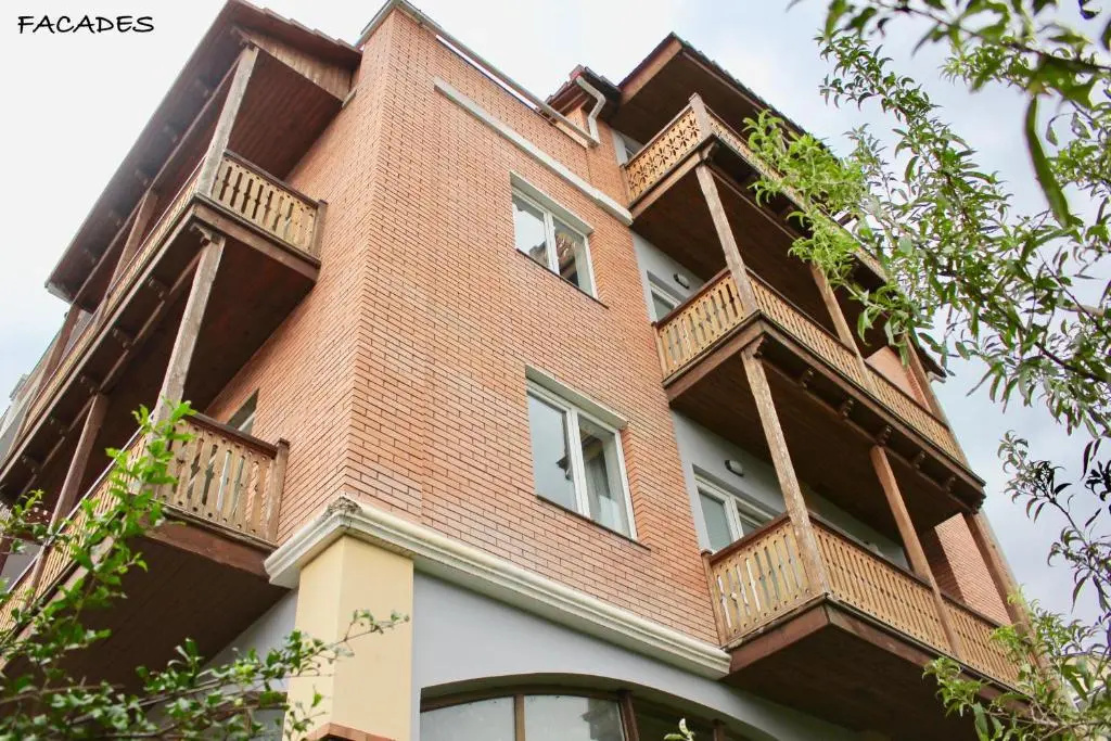 Penthouse Apartment 401