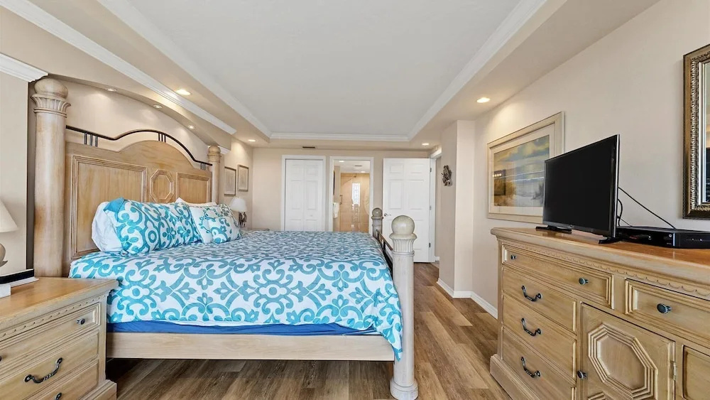 6415 Midnight Pass Road Unit 611