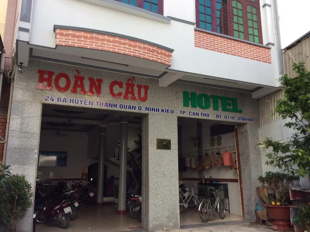 Hoan Cau Hotel