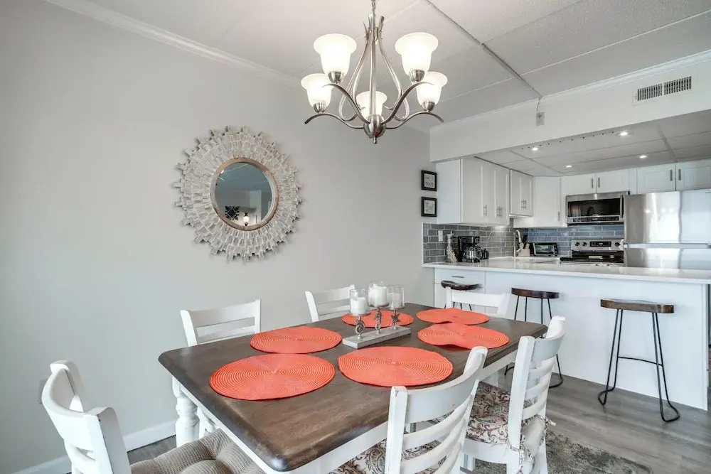 Pool & Boardwalk Access: Bayfront Ocean City Condo
