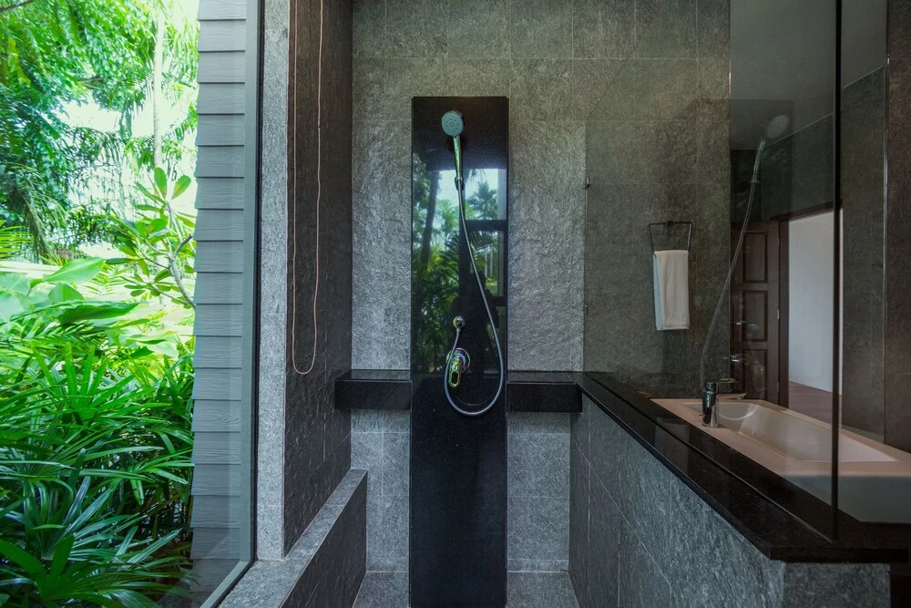 Aroha Villa with Private Pool Near Nai Harn Beach