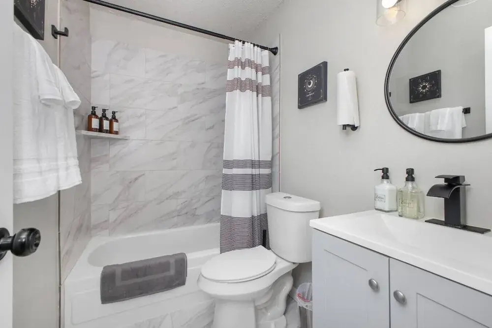 Cozy 3BR Home Family-friendly Near Attractions