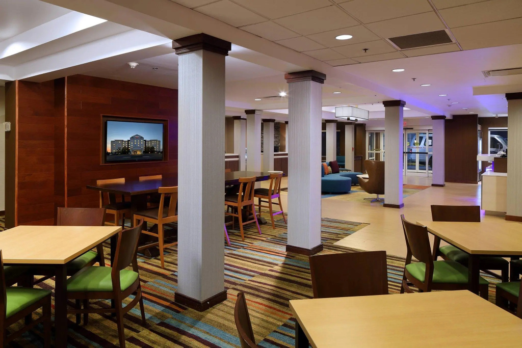 SpringHill Suites by Marriott Newark International Airport