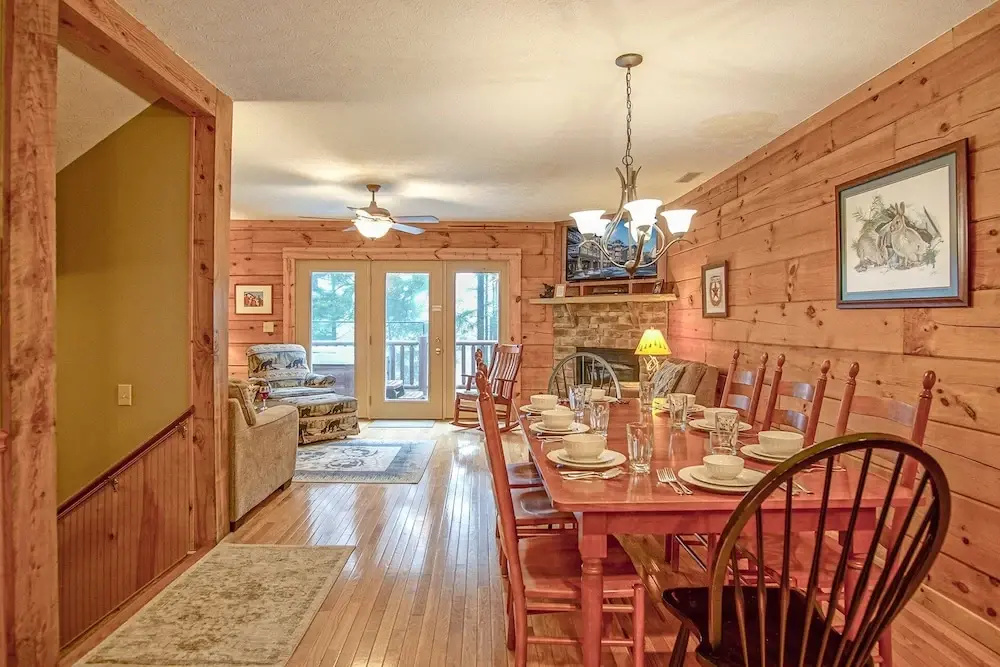 Loggers Run #7: 5 Bedrooms, 3.5 Bath: Slope Side. Overlooks The Ski Trail !