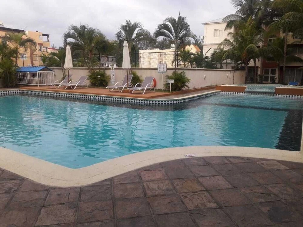 Lovely Apartment in Flic en Flac, Close to the Lovely Beach and all Amenities