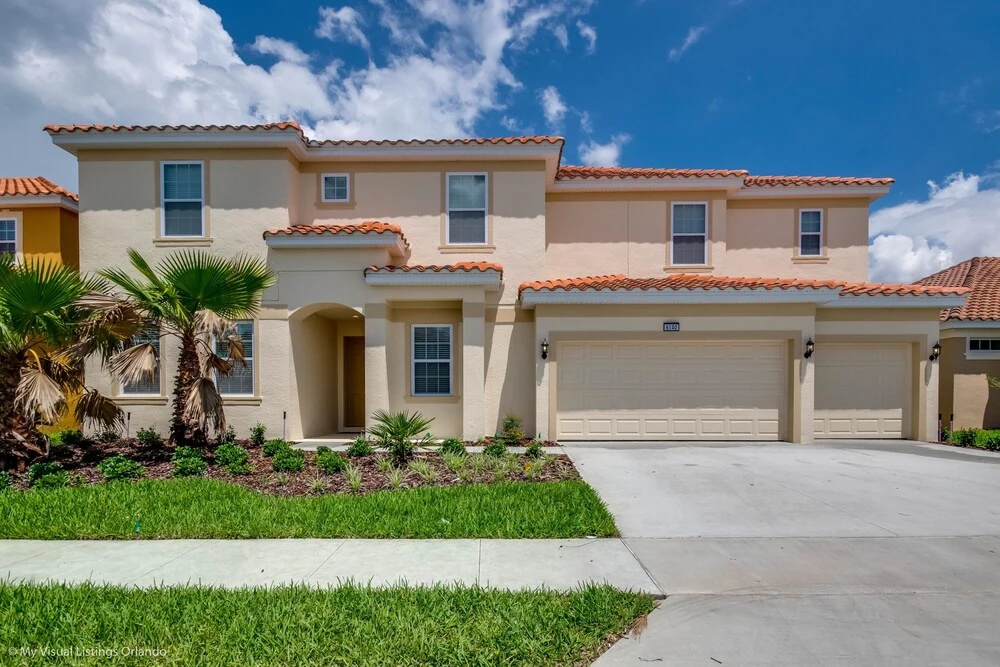 Solterra - 6140 Broad Oak Drive