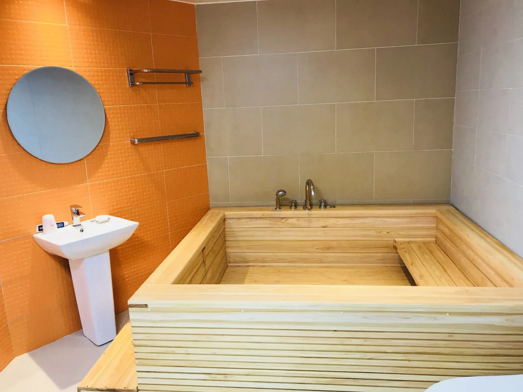R.I Spa Hotel