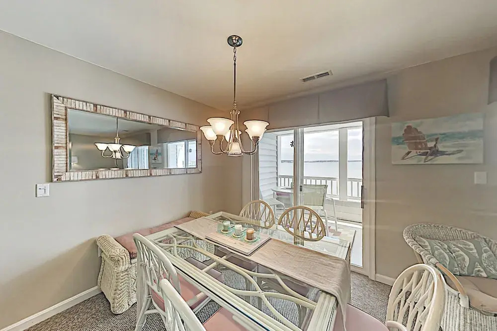 Bayfront W/ Private Balcony & Sweeping Views 2 Bedroom Condo