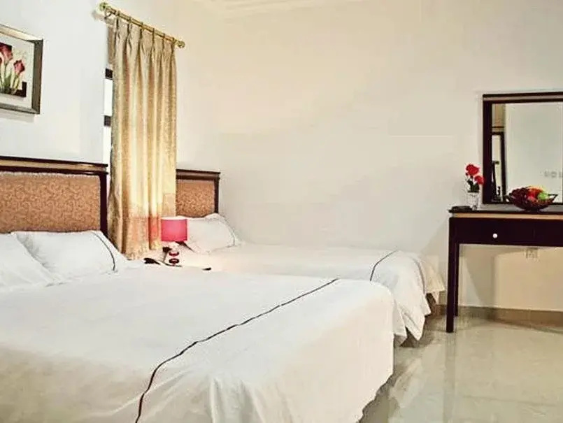 Golden Rose Hotel