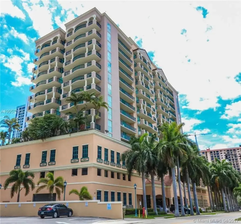 Beautiful Asian Retreat 2bd/2bth Apt. min to Beach