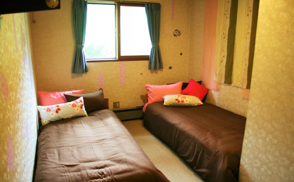 E-Joy Hostel
