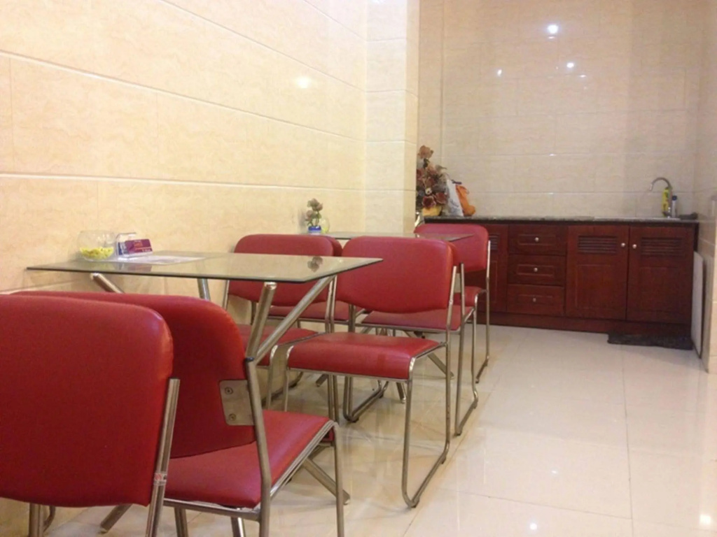 OYO 422 Nguyen Thanh Hotel