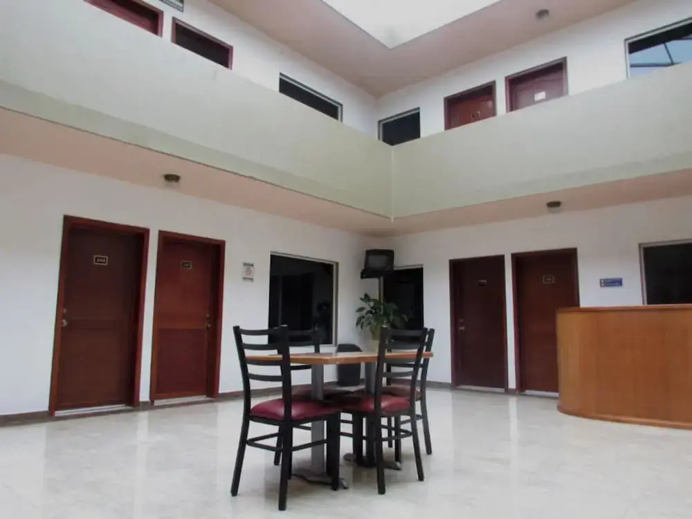 Hotel Alfa Inn
