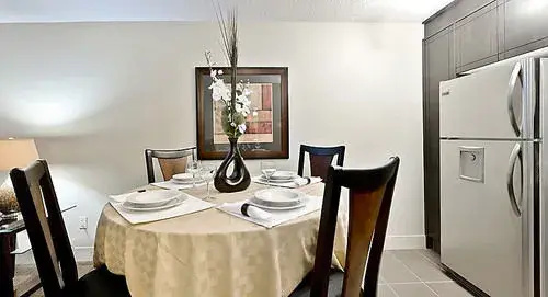 Corporate Suites of Calgary - Eightwelve