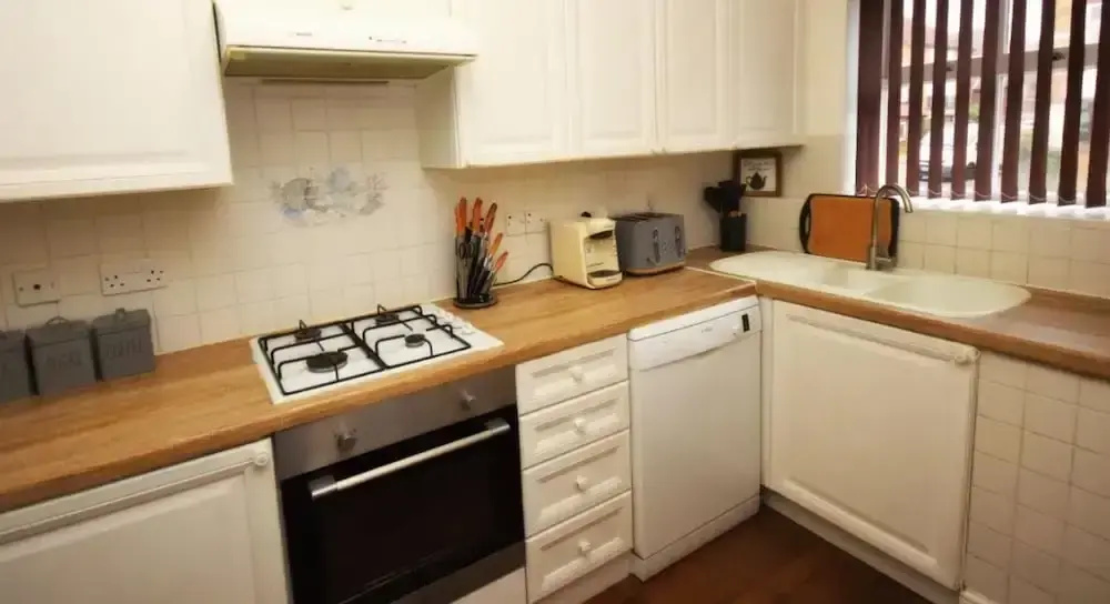 5 Bed House Leisure/business Free Parking