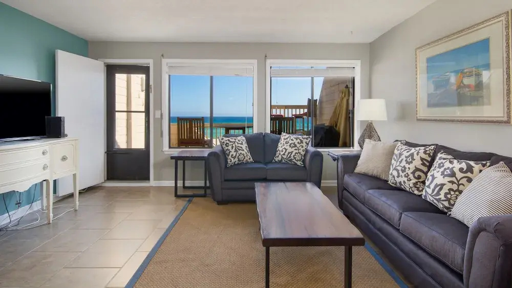 Put Some Vitamin Sea in Your Vacation! Gulf Front Town Home - Quiet West End