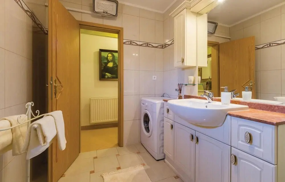 Amazing Apartment in Kosinozici With 1 Bedrooms, Wifi and Outdoor Swimming Pool
