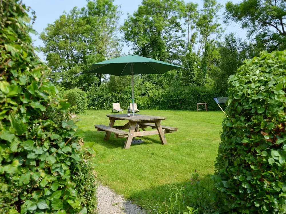 Cottage in Wierre-Effroy near Forest