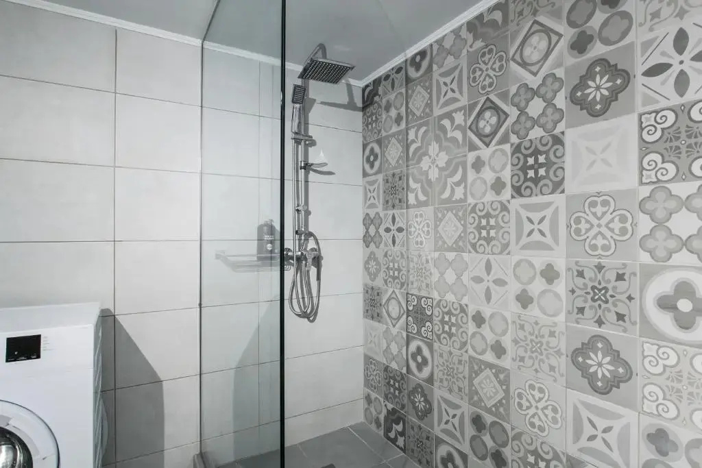 Minimal 2 BR near Olympic Stadium - 15 min walk