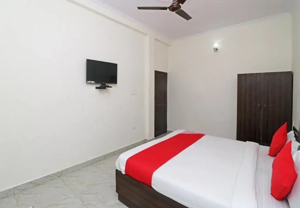 Hotel Ananya Palace by OYO Rooms
