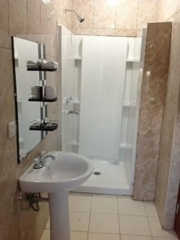 ShaMooL Hotel