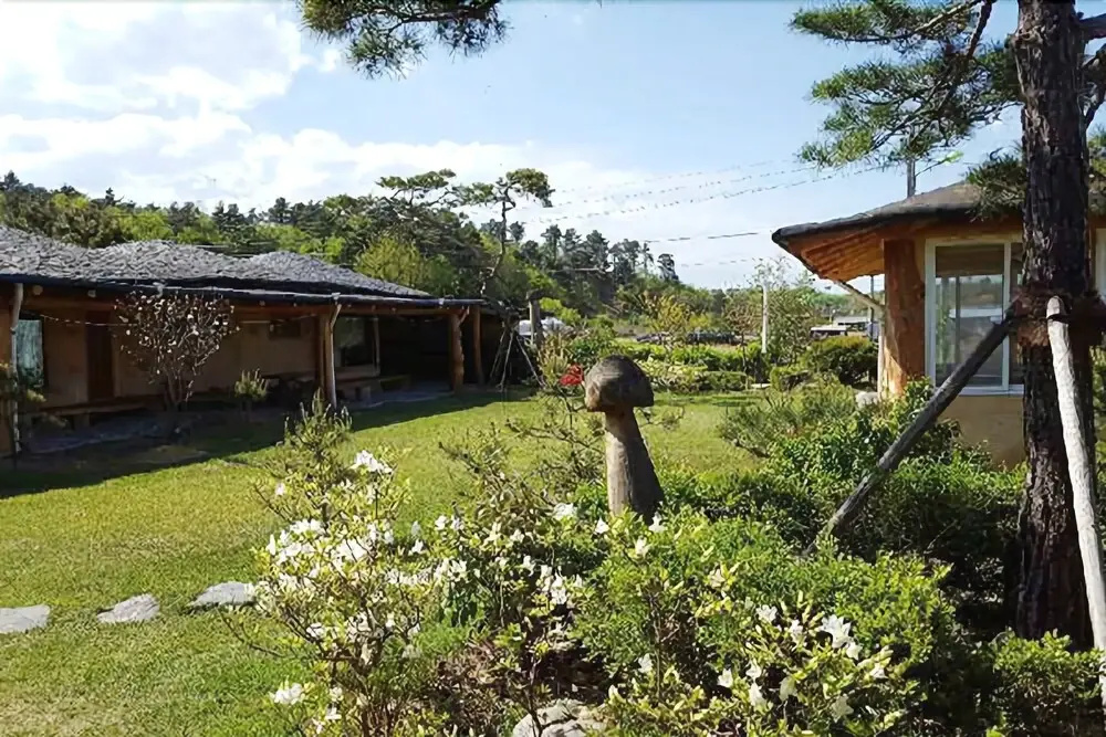 Yangyang Toedam Pension
