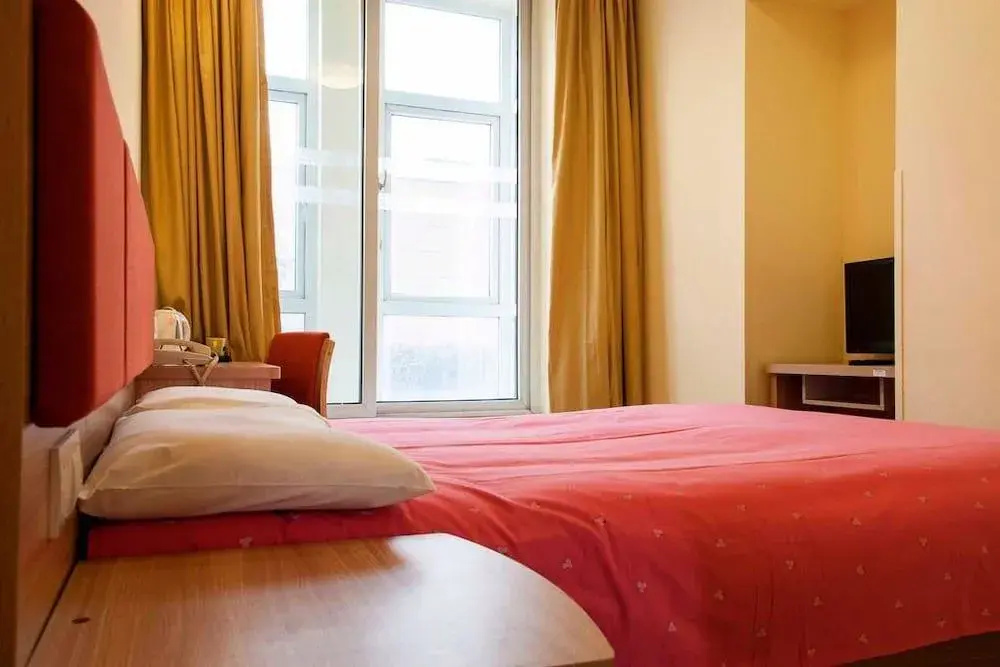Home Inn Hotel