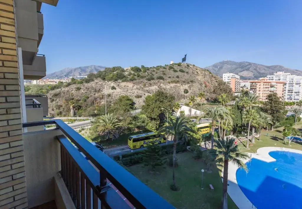 ☆Beachfront 1br Ronda 4 - Ac/Wifi/Pool