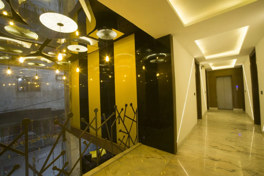 Staybook Hotel Nitya Maharani