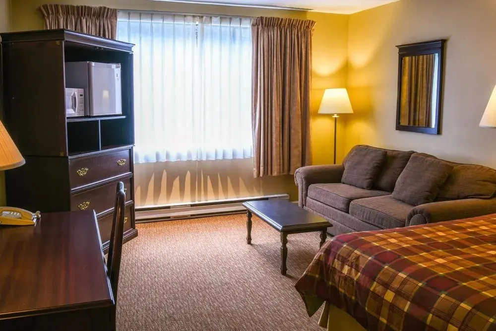 The Pacific Inn