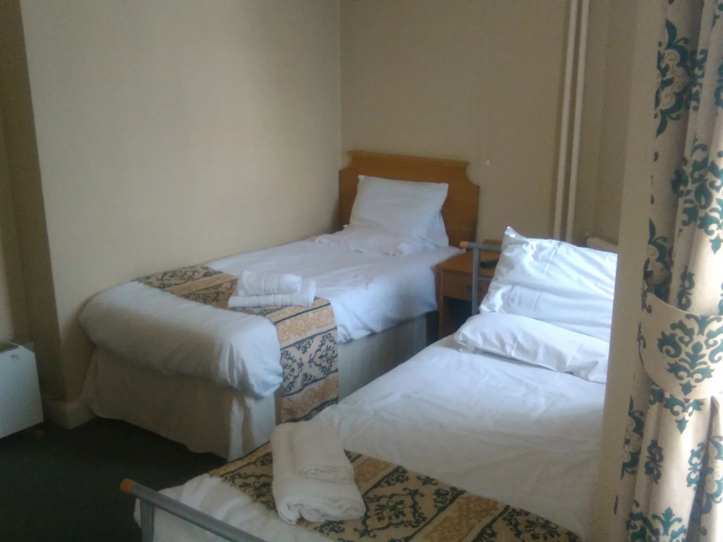 Monarch Hotel