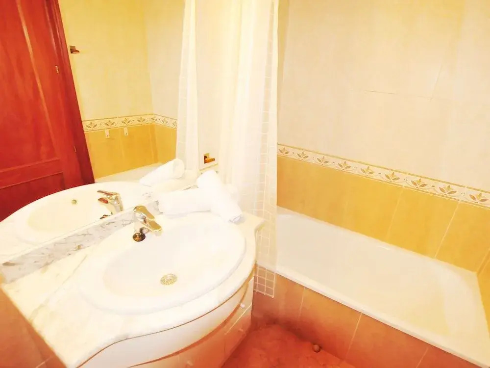 HomeHolidaysRentals Apartamento Light - Costa Barcelona