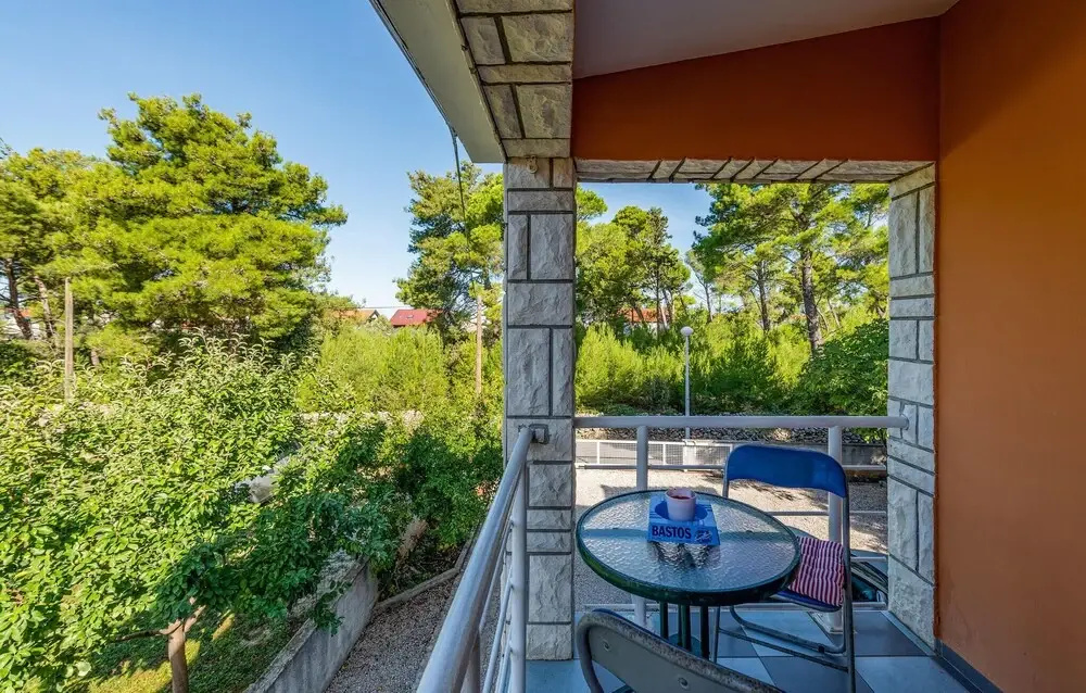 Nice Apartment in Vir With Wifi and 2 Bedrooms