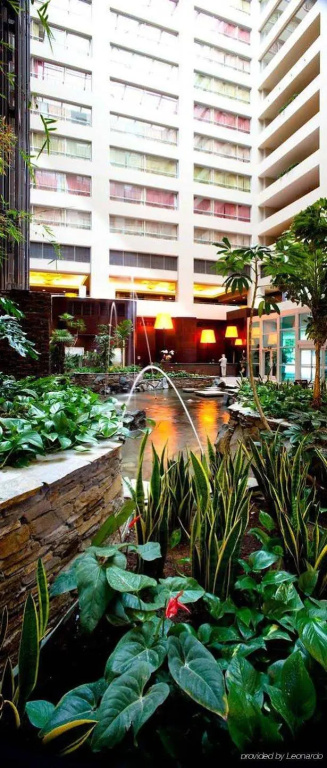 Embassy Suites Los Angeles Glendale