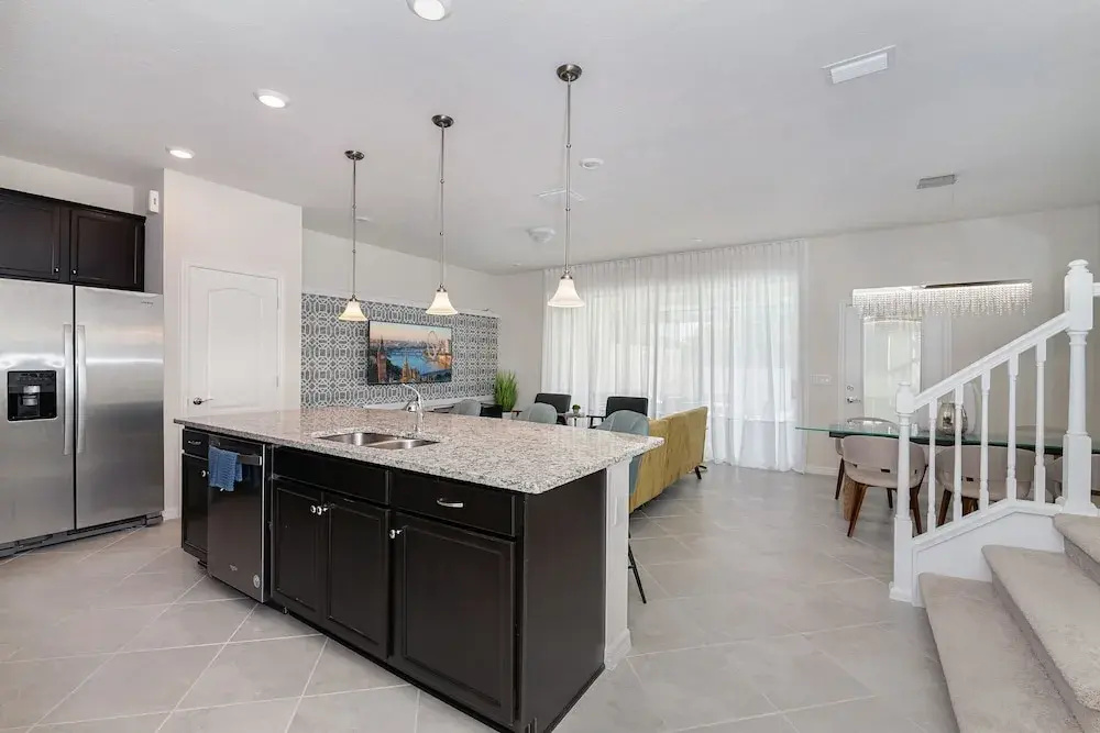 Sun Traveler @ Solterra By Shine Villas #113 5 Bedroom Townhouse
