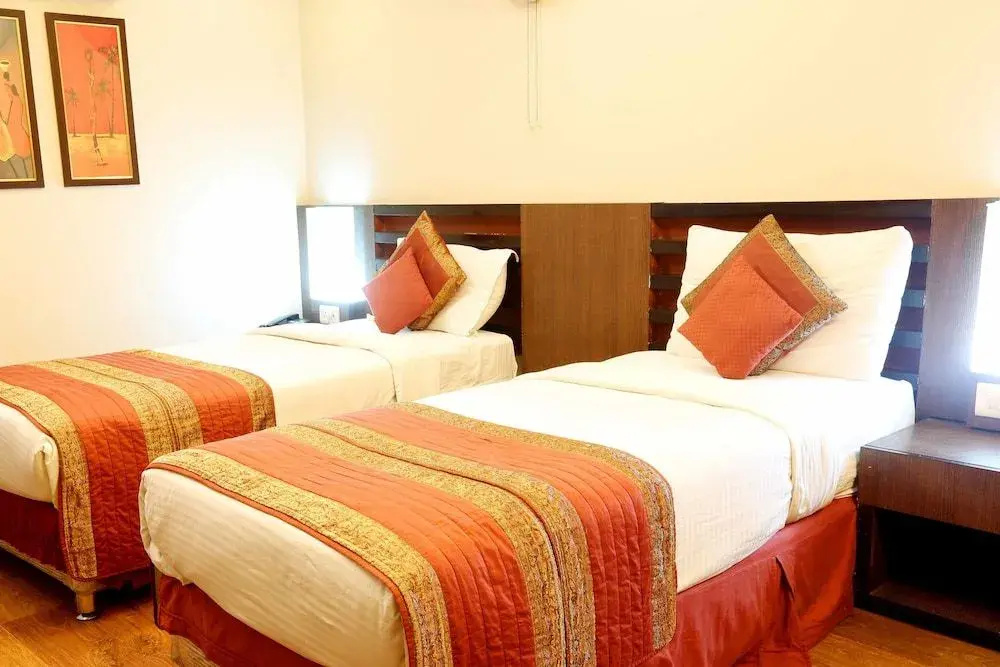 OYO 411 Hotel Relaxinn