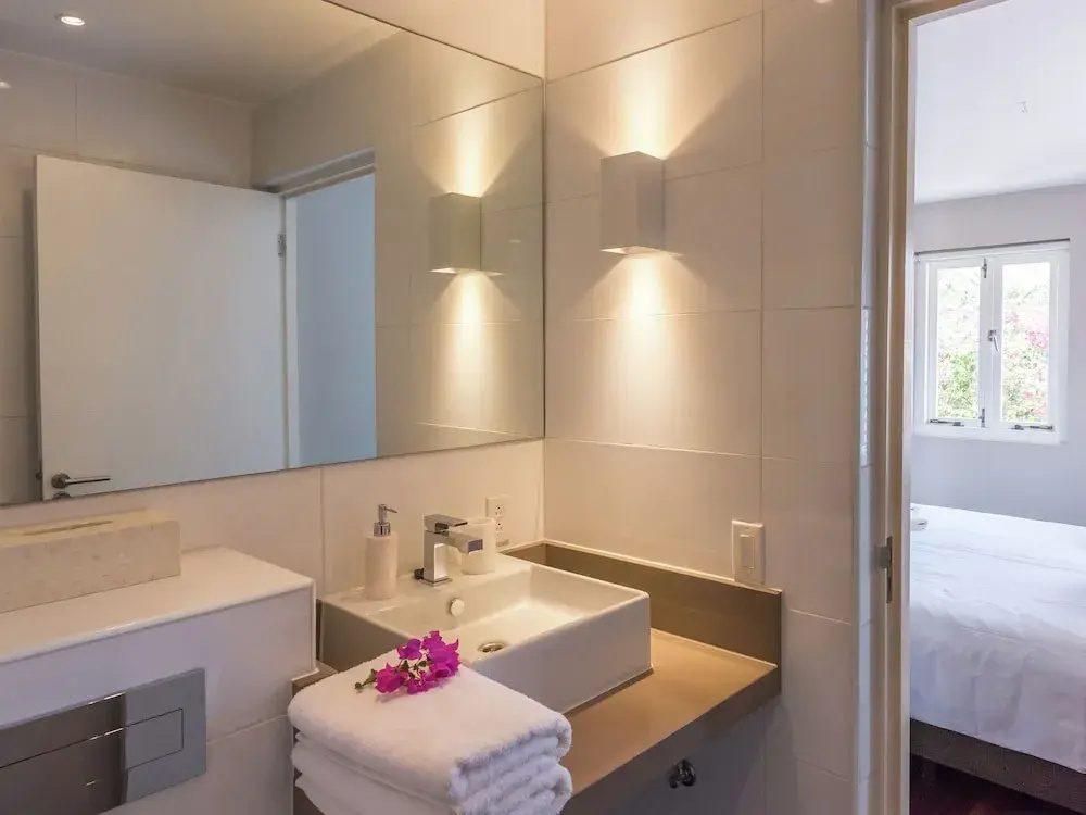 Luxury Detached Villa With Pool in Jan Thiel in Willemstad for six