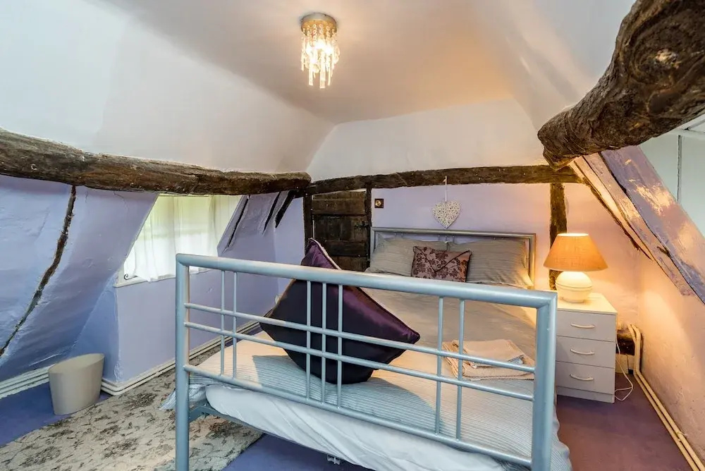 Yew Tree Cottage- Sleeps 12 Garden & Pet-Friendly