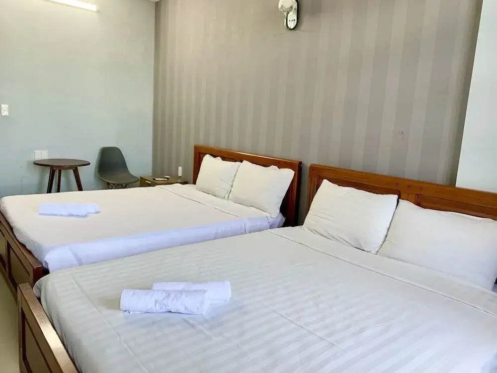 Huong Son Hotel