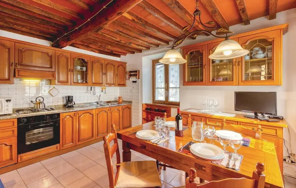 Beautiful Apartment in Marignana With 2 Bedrooms and Wifi