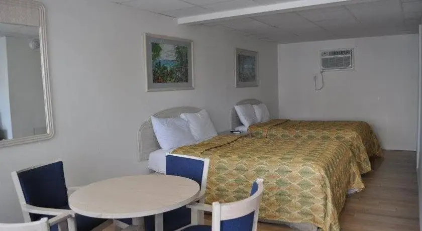 Islander Motel