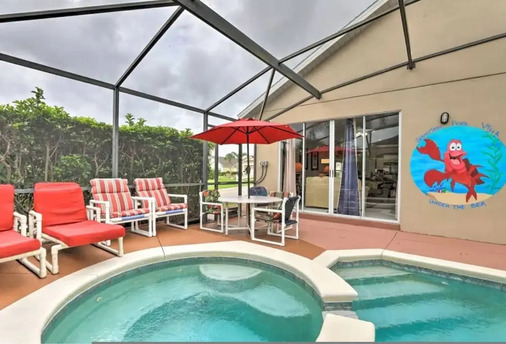 Vacation home w pool, spa & arcade