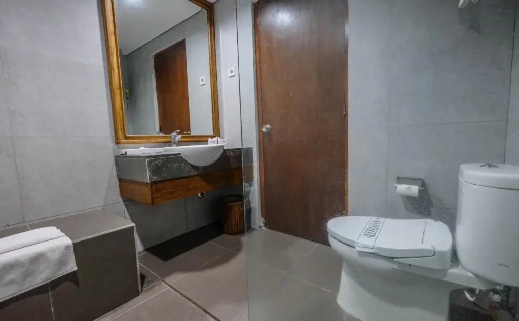 Puri Artha Hotel