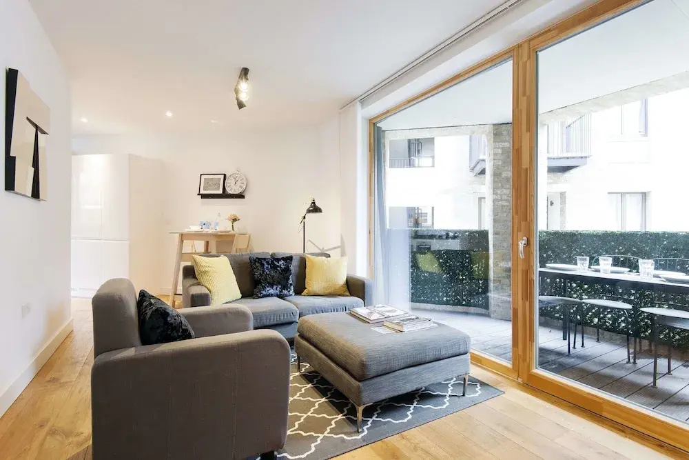 The Shalfleet Drive Apartment - ATN
