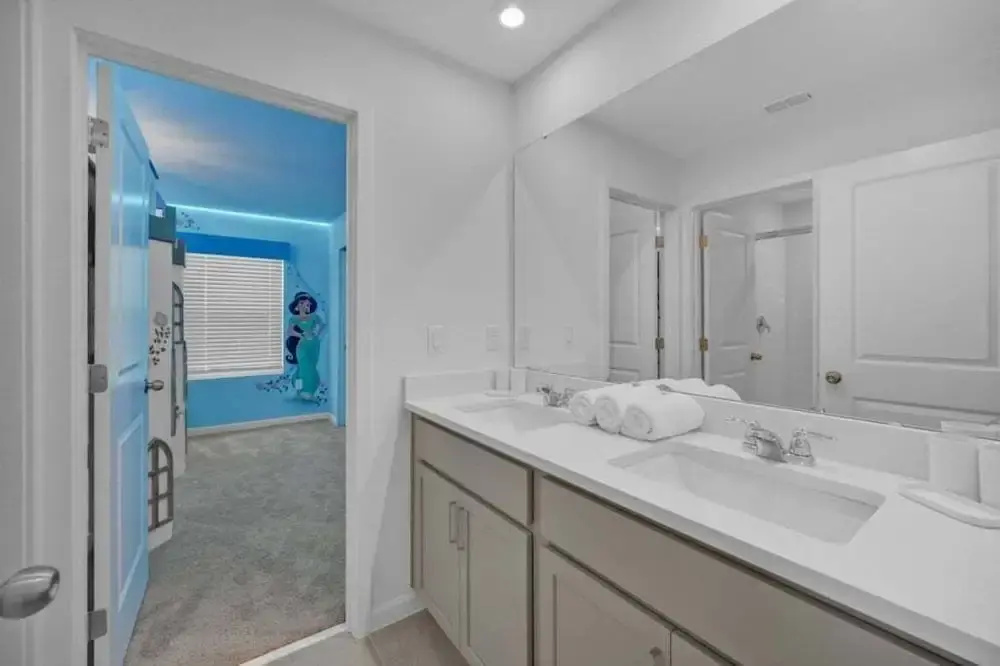 6 Bed 5 Bath Villa Pool&games Solara 2386salty 6 Bedroom Villa